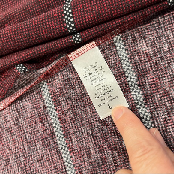 LuLaRoe “Joy” vest 24” p2p - Picture 10 of 12